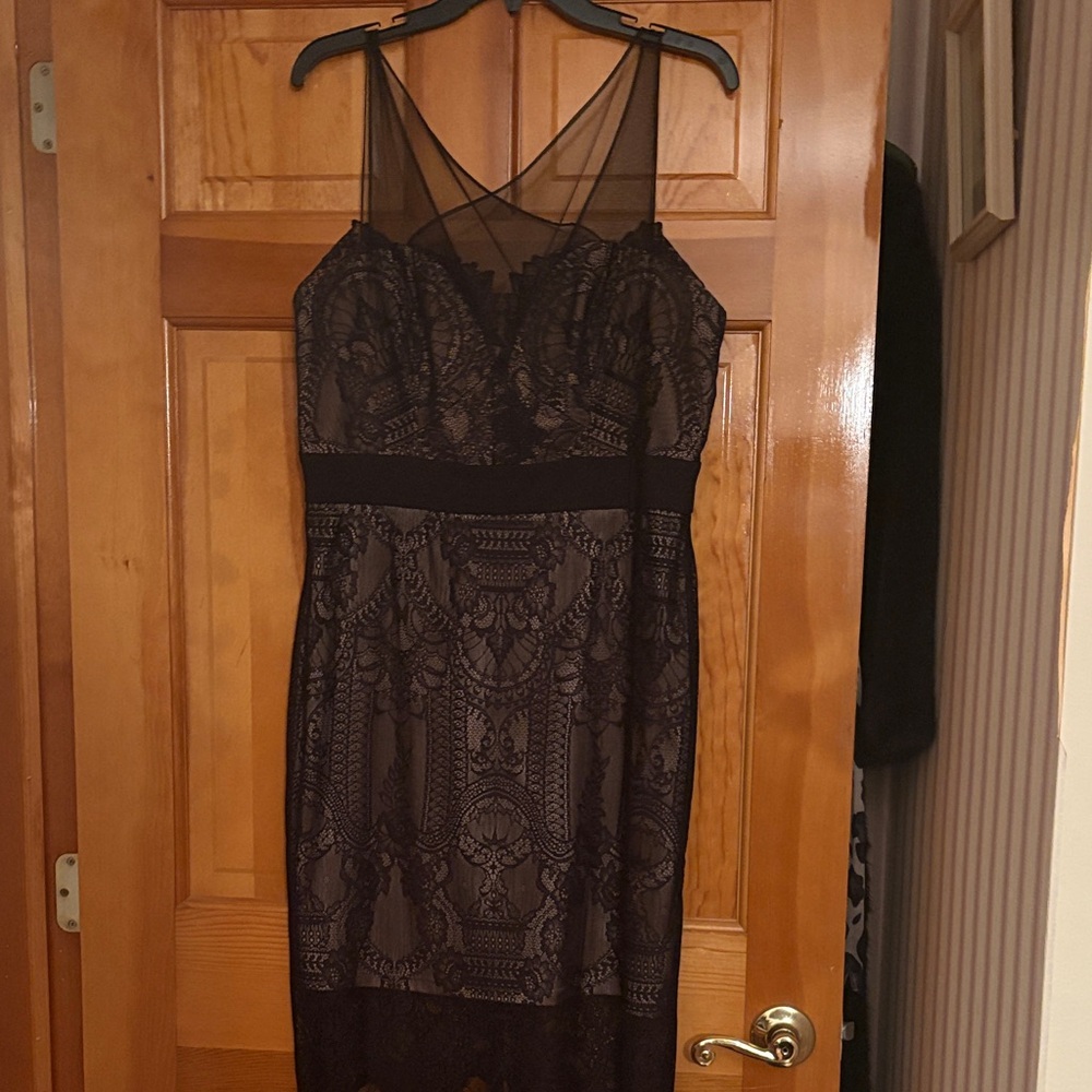 Vera Wang Black Lace Midi Dress